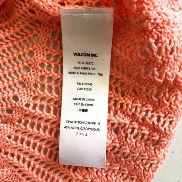 ☆ Volcom Knit Sweater Tank ☆ - Picture 6 of 6